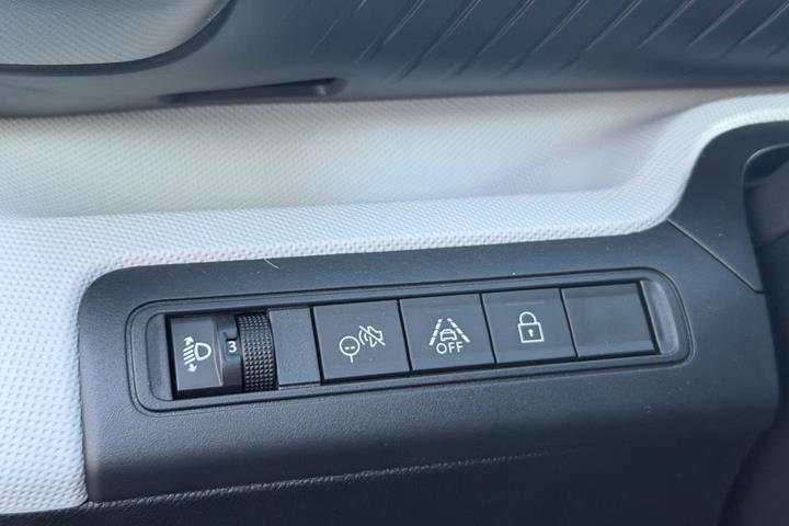 Grå Citroën e-C3 Aircross fra 2025