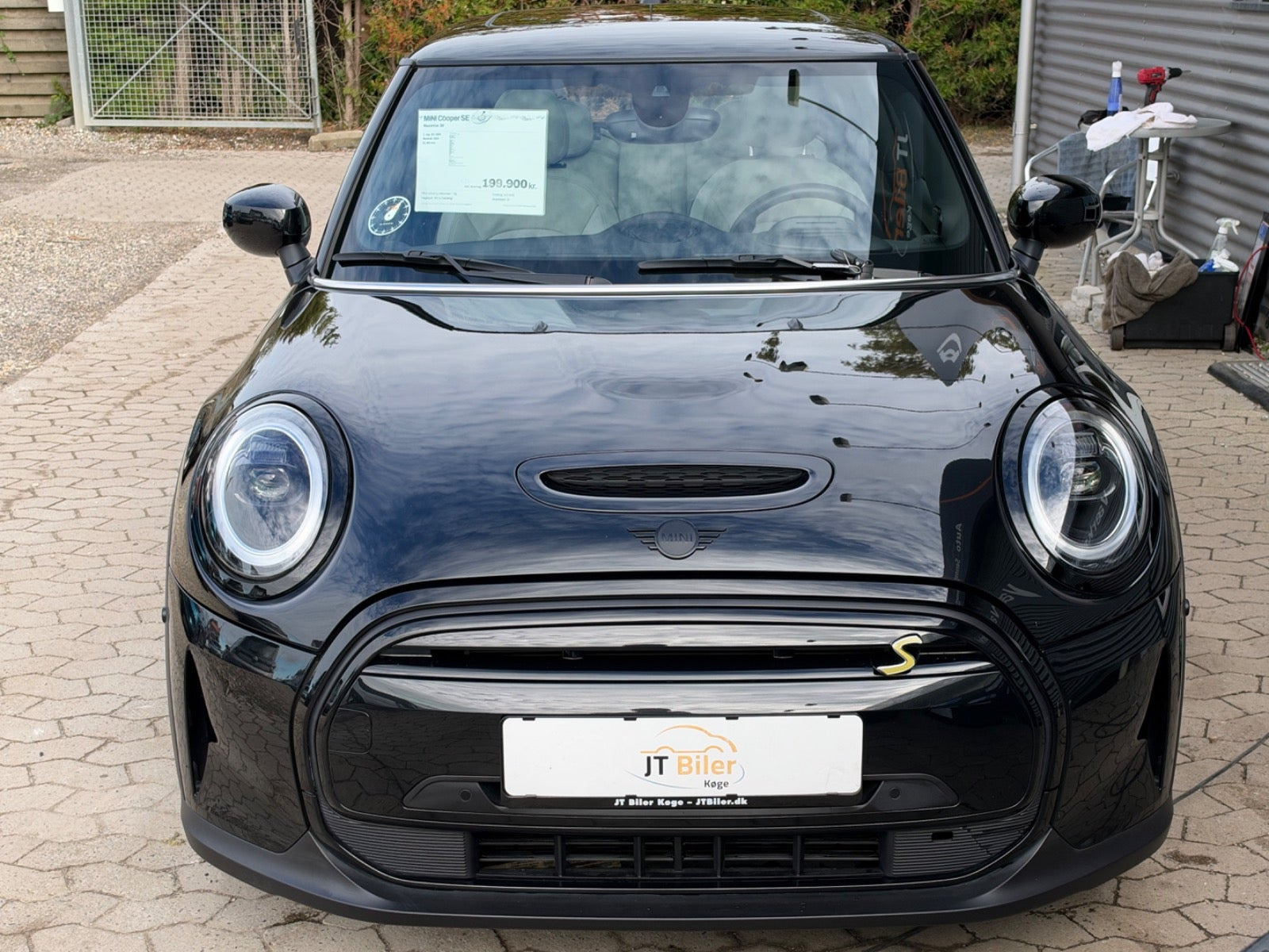 Sort Mini Cooper SE fra 2024