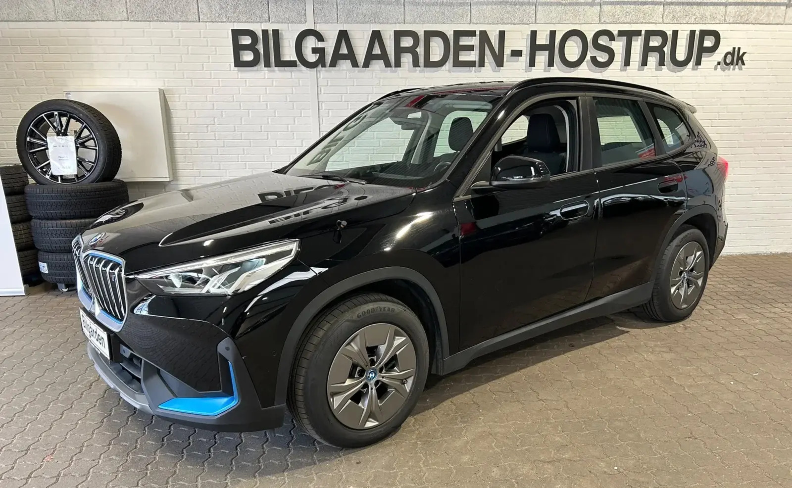 Sort BMW iX1 fra 2023