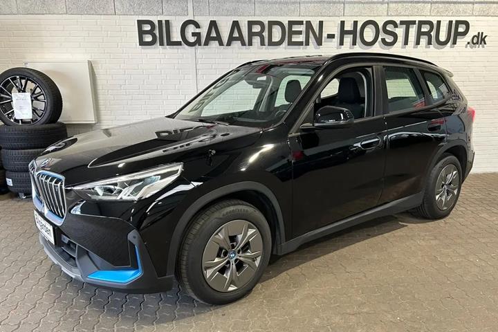 Sort BMW iX1 fra 2023