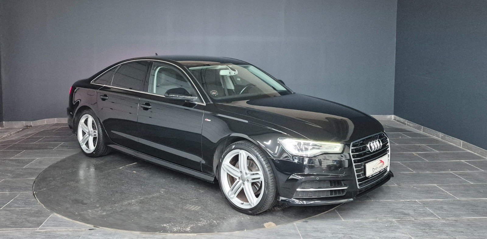 Sort Audi A6 fra 2015