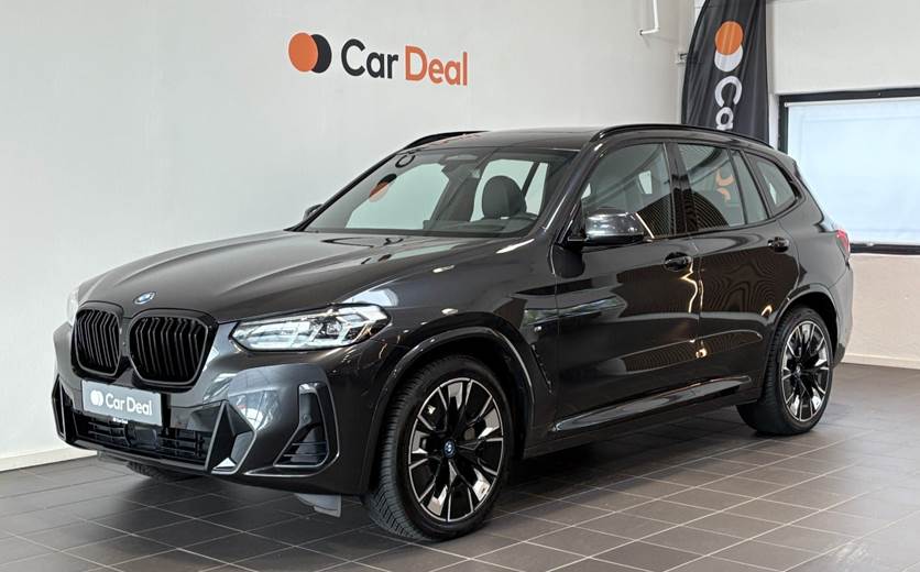 BMW iX3 Charged Plus M-Sport