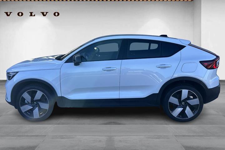 Hvid Volvo C40 fra 2022