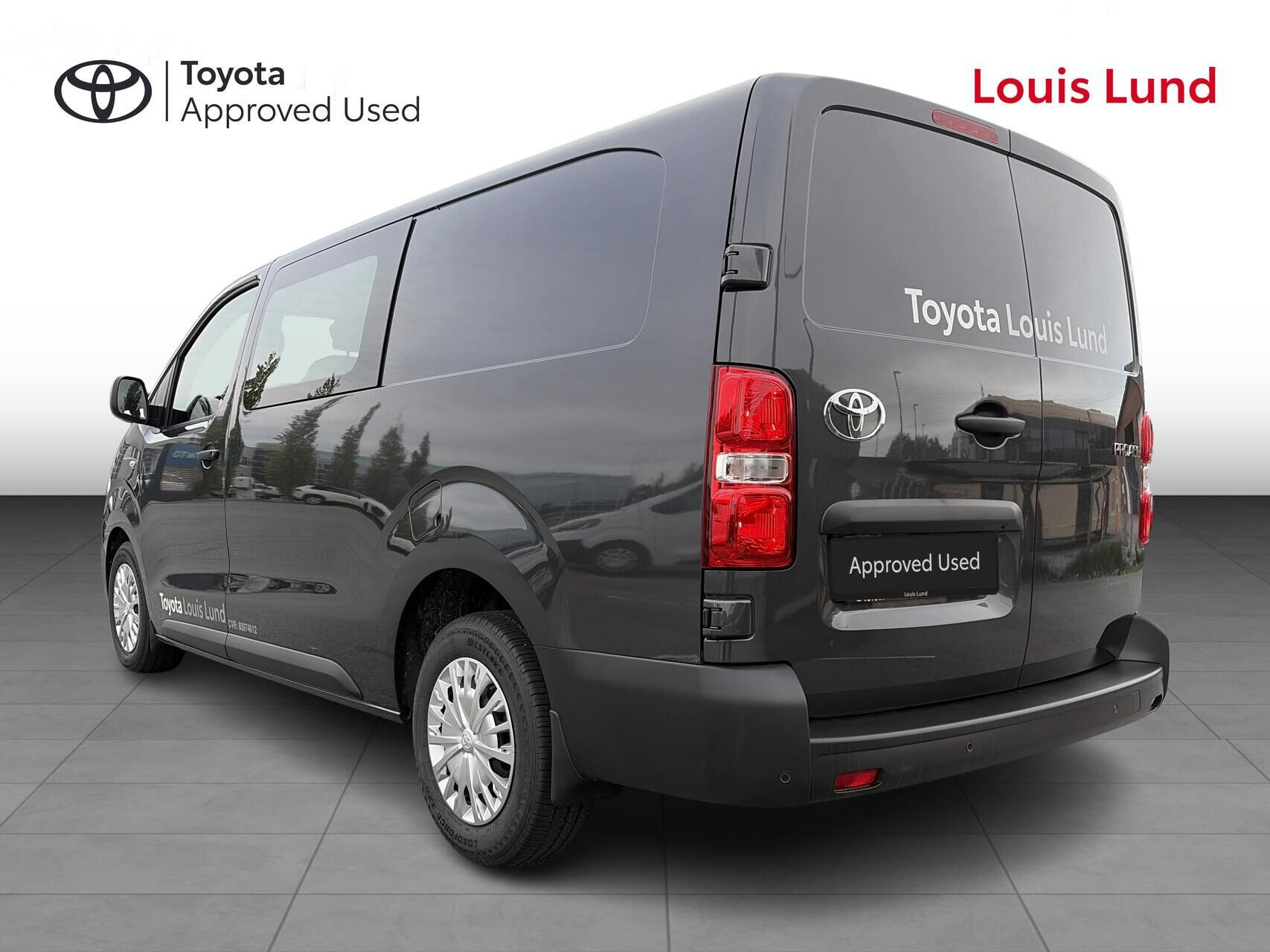 Grå Toyota ProAce fra 2026