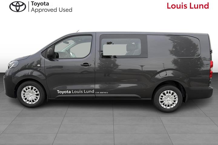 Grå Toyota ProAce fra 2026