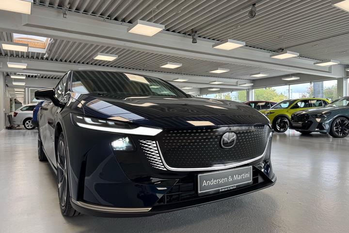undefined Mazda 6e fra 2026