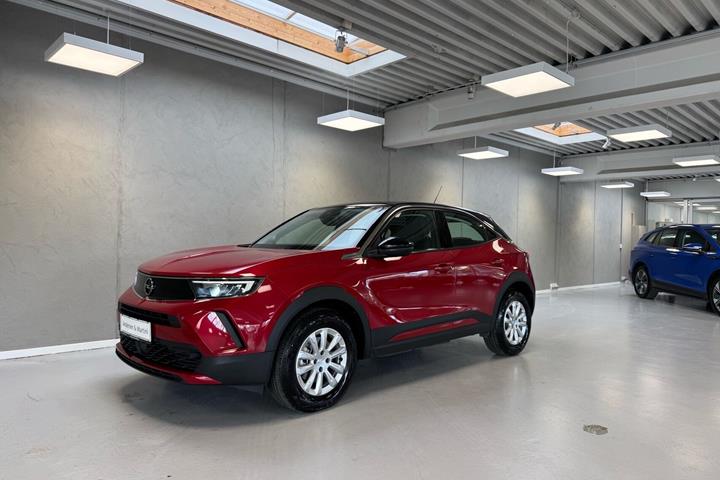 Rød Opel Mokka-e fra 2023