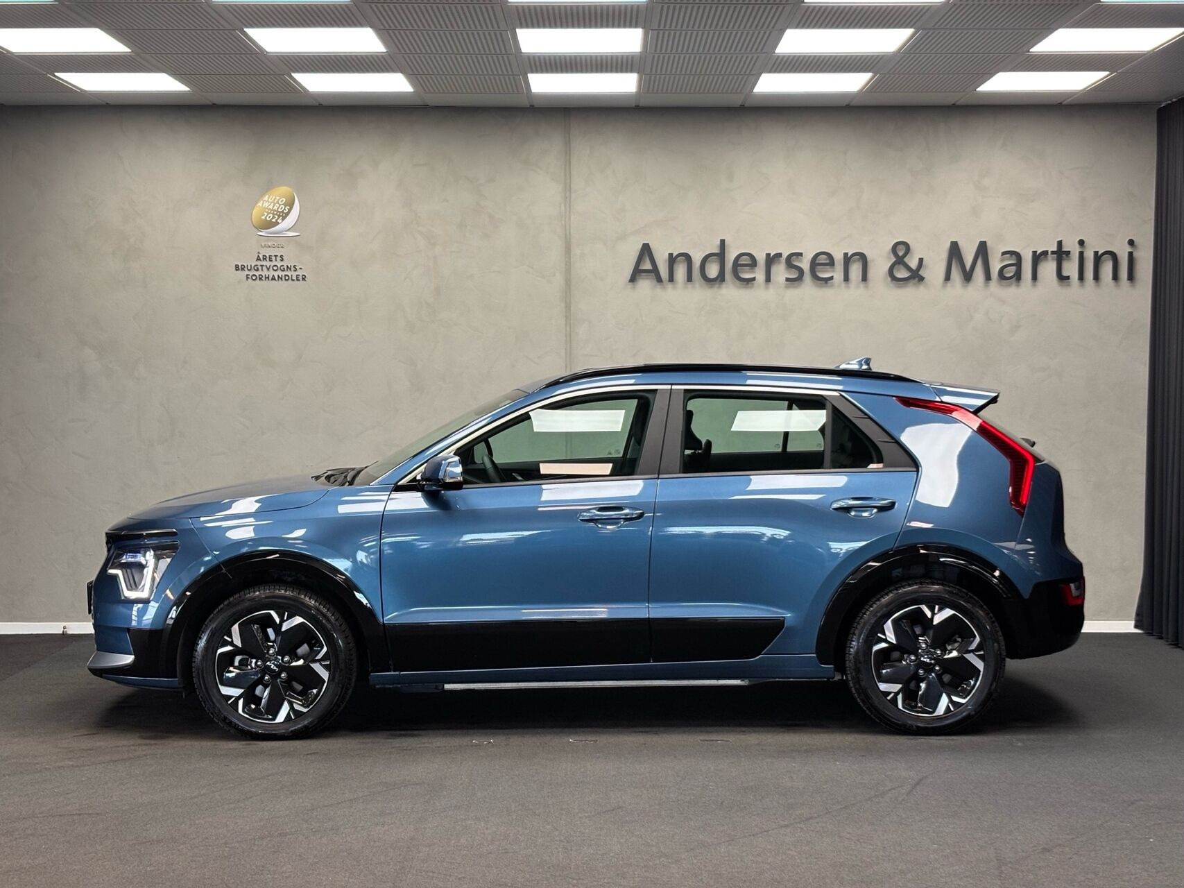 Blå Kia Niro EV fra 2025