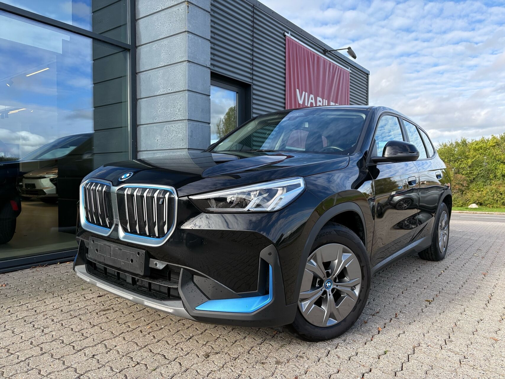 BMW iX1 xDrive30 EL 4x4 313HK 5d Aut.