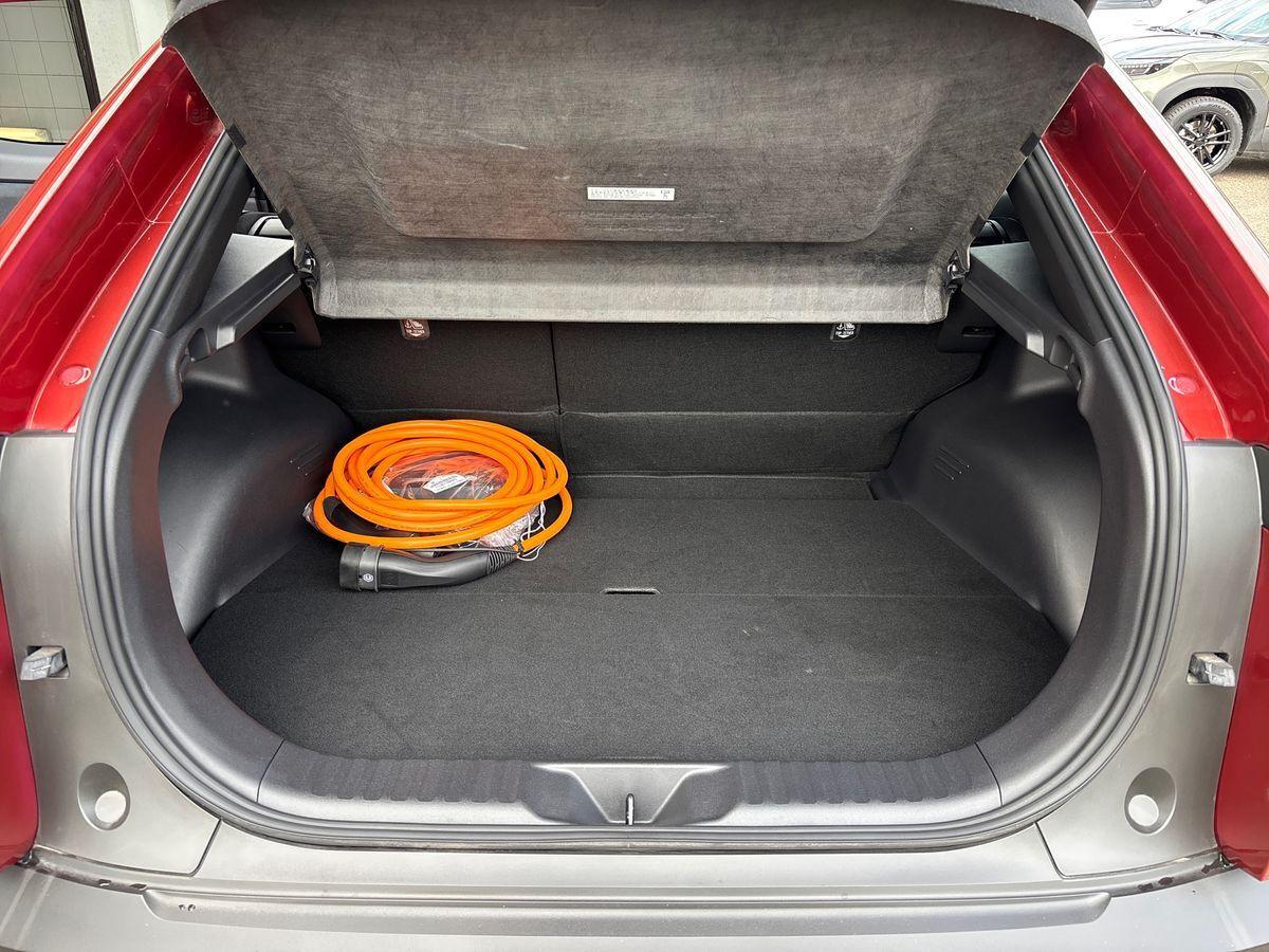 undefined Toyota C-HR+ fra 2026