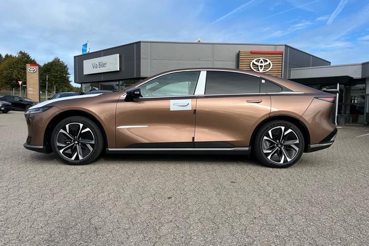 undefined Mazda 6e fra 2026