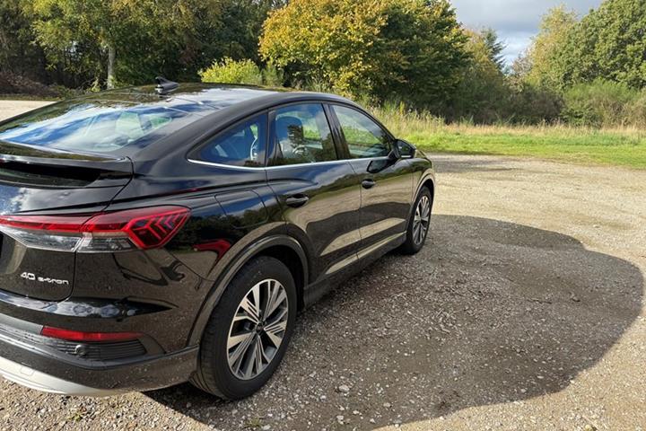 undefined Audi Q4 e-tron fra 2021