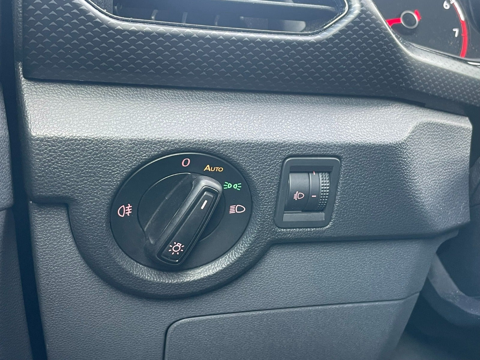 Hvid VW T-Cross fra 2019