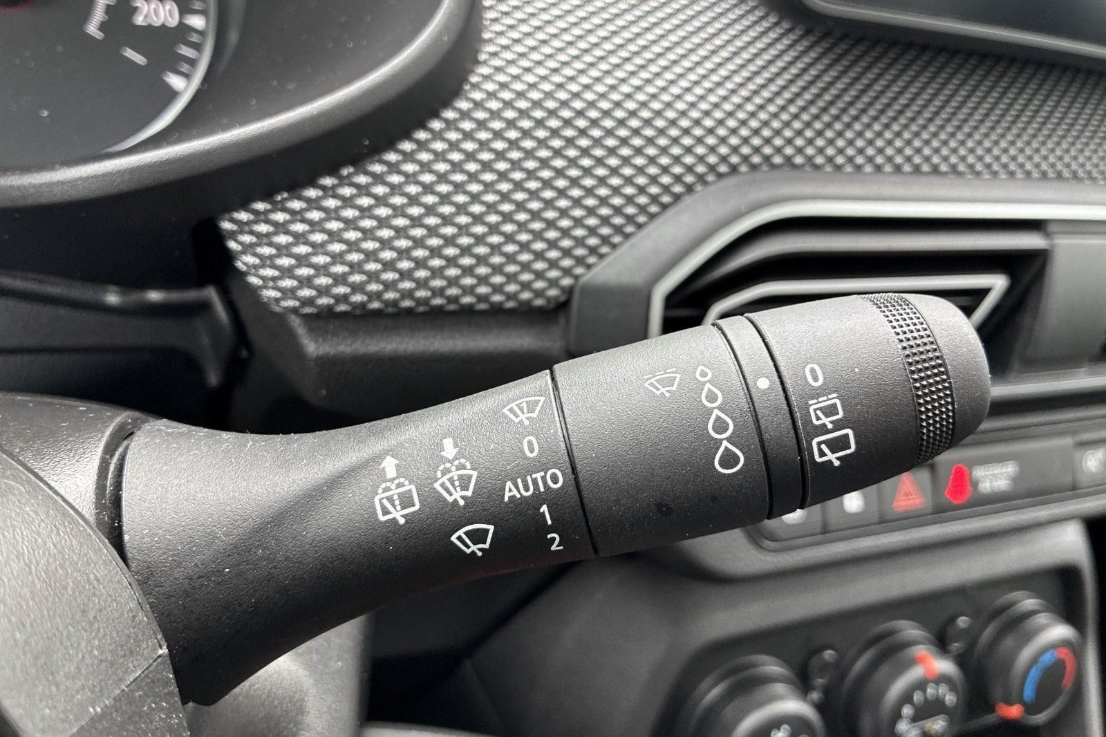 Hvid Dacia Sandero fra 2024