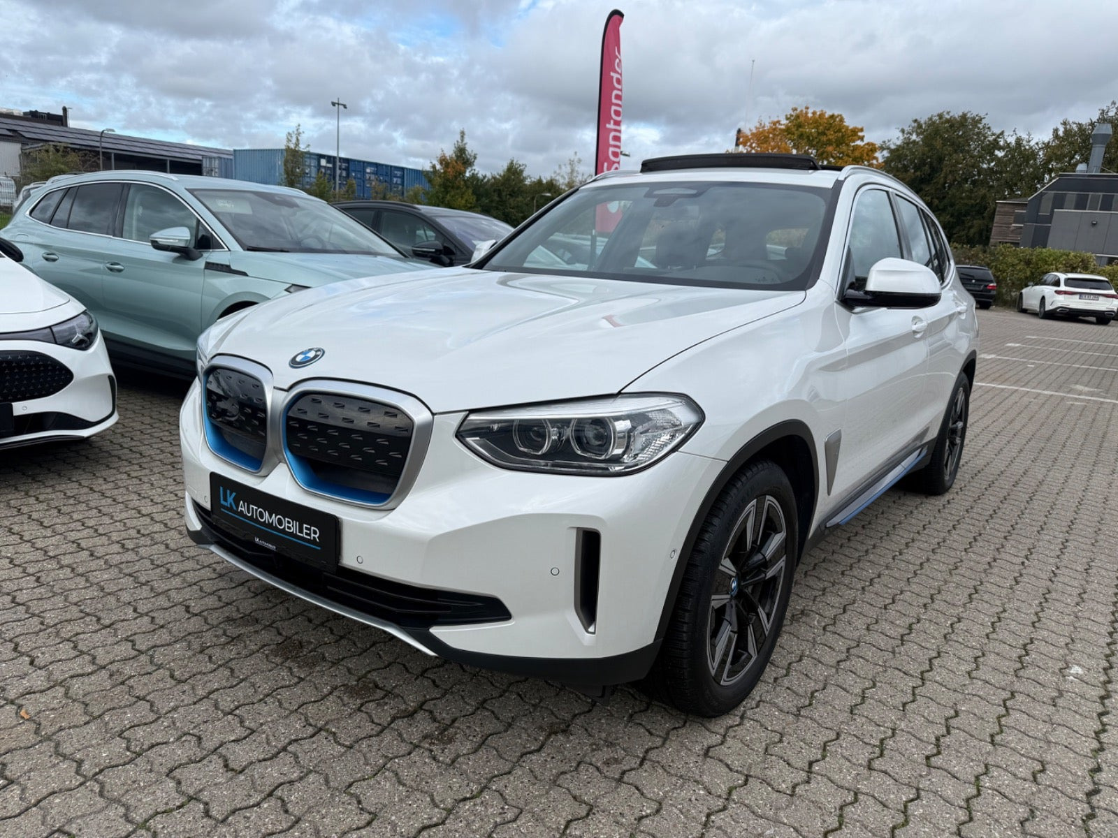 BMW iX3 Charged