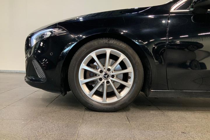 Sort Mercedes A200 fra 2019