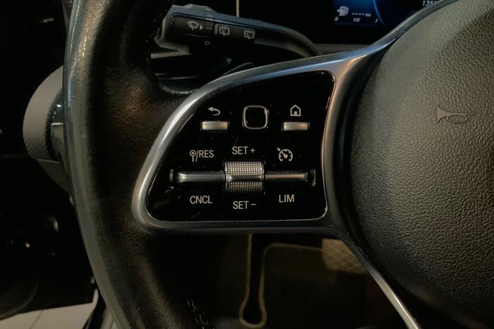 Sort Mercedes A200 fra 2019