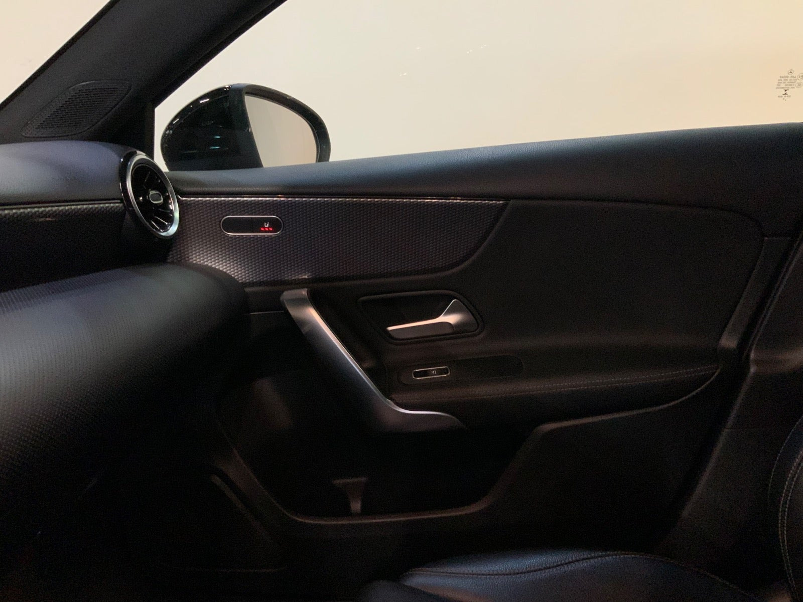Sort Mercedes A200 fra 2019