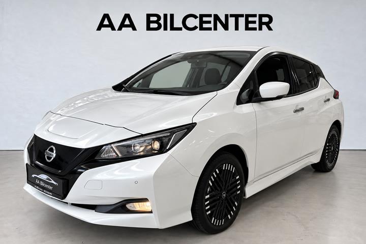 Hvid Nissan Leaf fra 2022