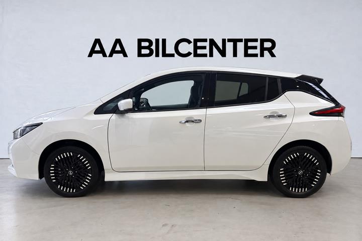 Hvid Nissan Leaf fra 2022