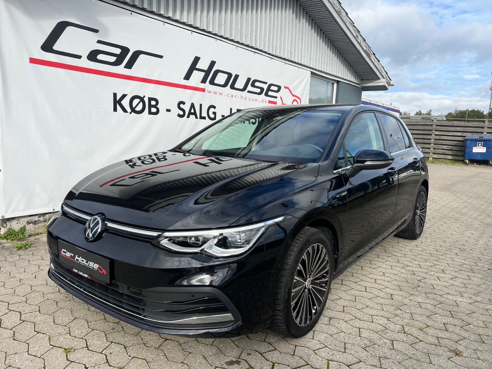 VW Golf VIII 1,5 eTSi 150 Style 75 Years Edition DSG