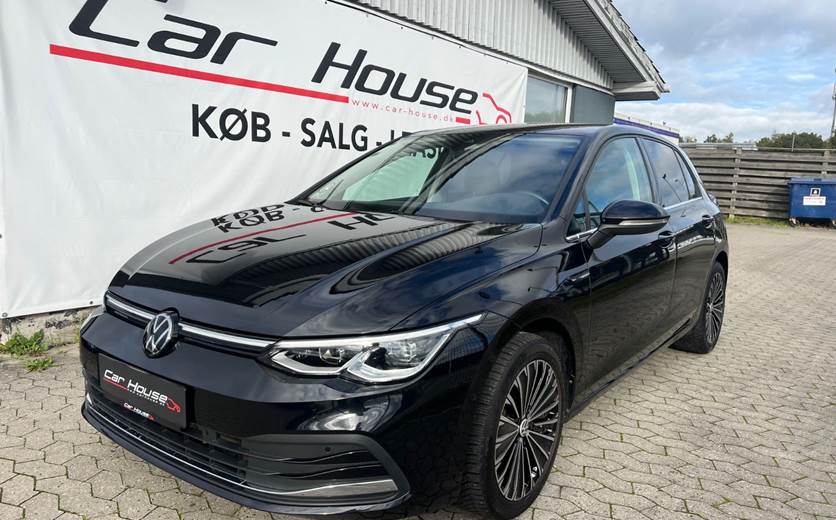 VW Golf VIII 1,5 eTSi 150 Style 75 Years Edition DSG