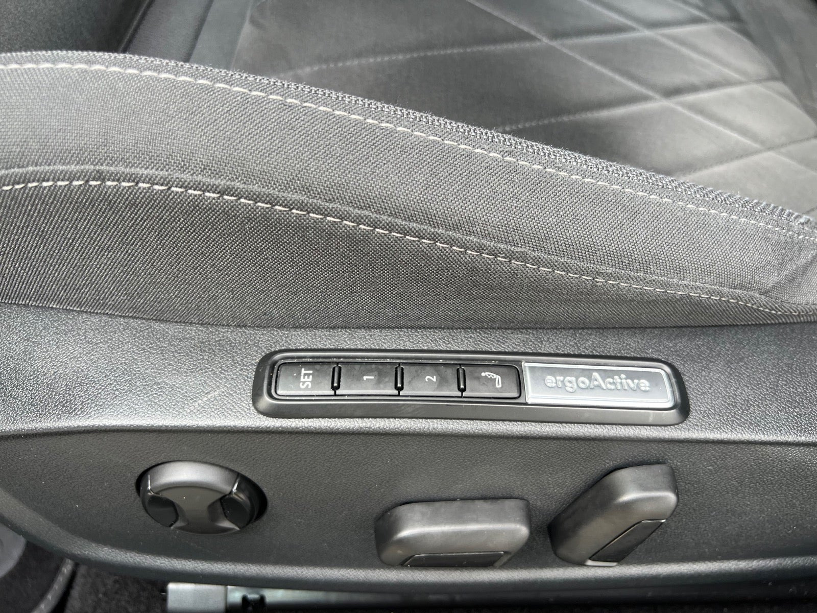 Sort VW Golf VIII fra 2024