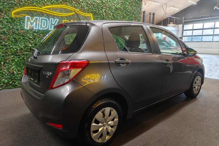 undefined Toyota Yaris fra 2012