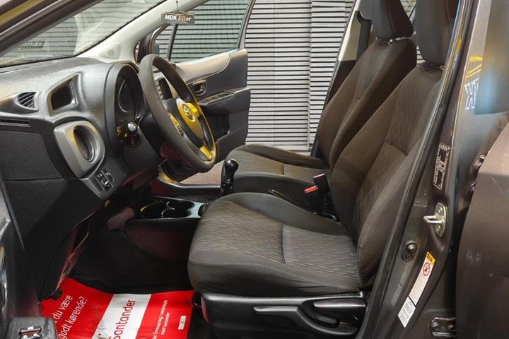 undefined Toyota Yaris fra 2012