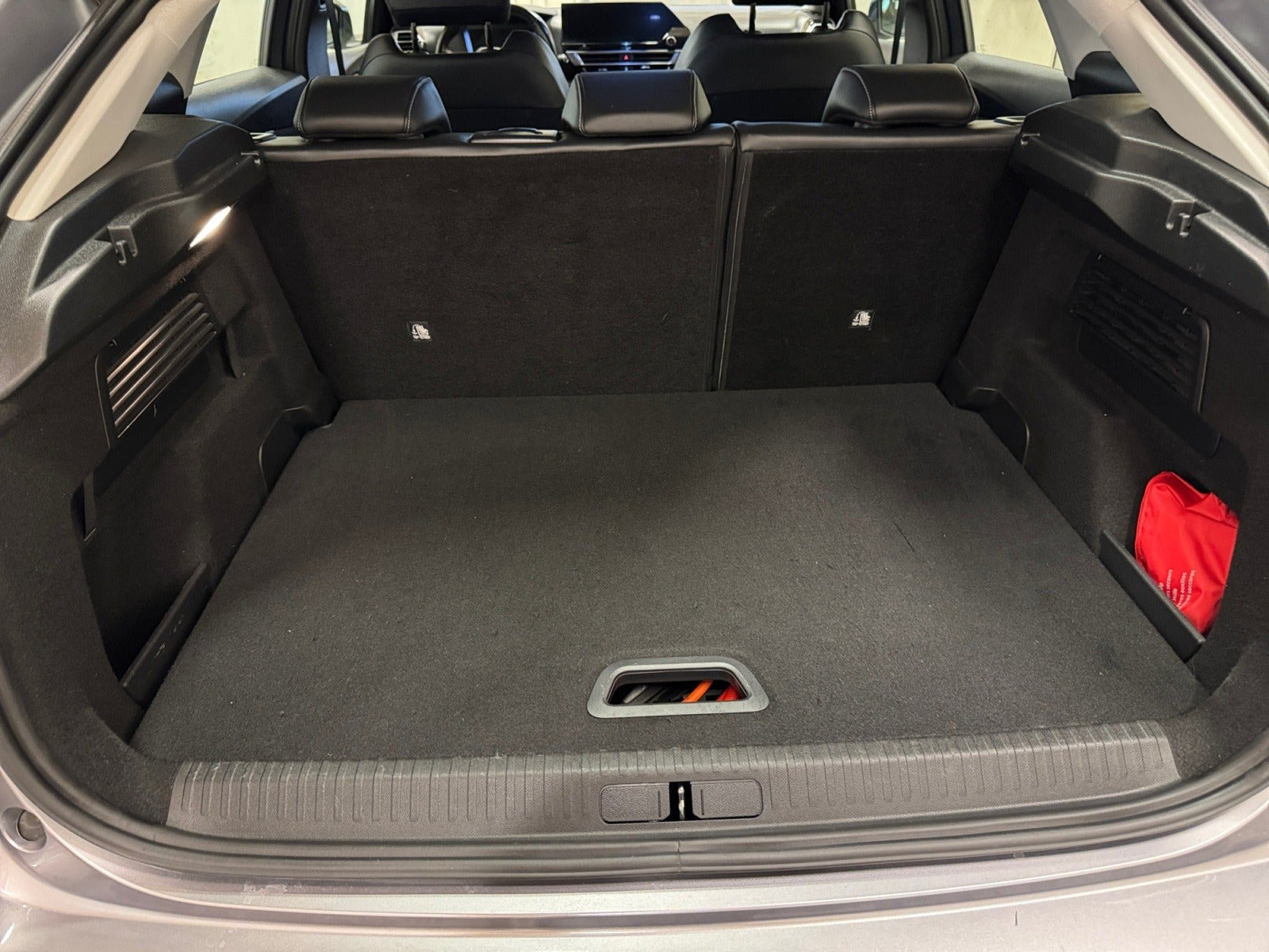 Grå Citroën ë-C4 fra 2021