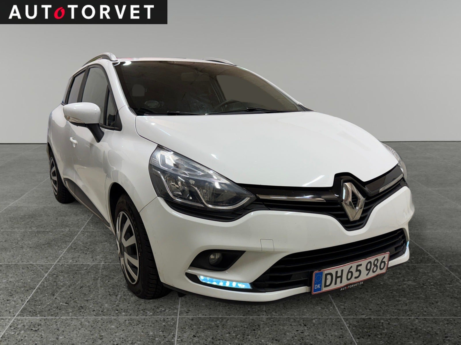 Hvid Renault Clio IV fra 2018