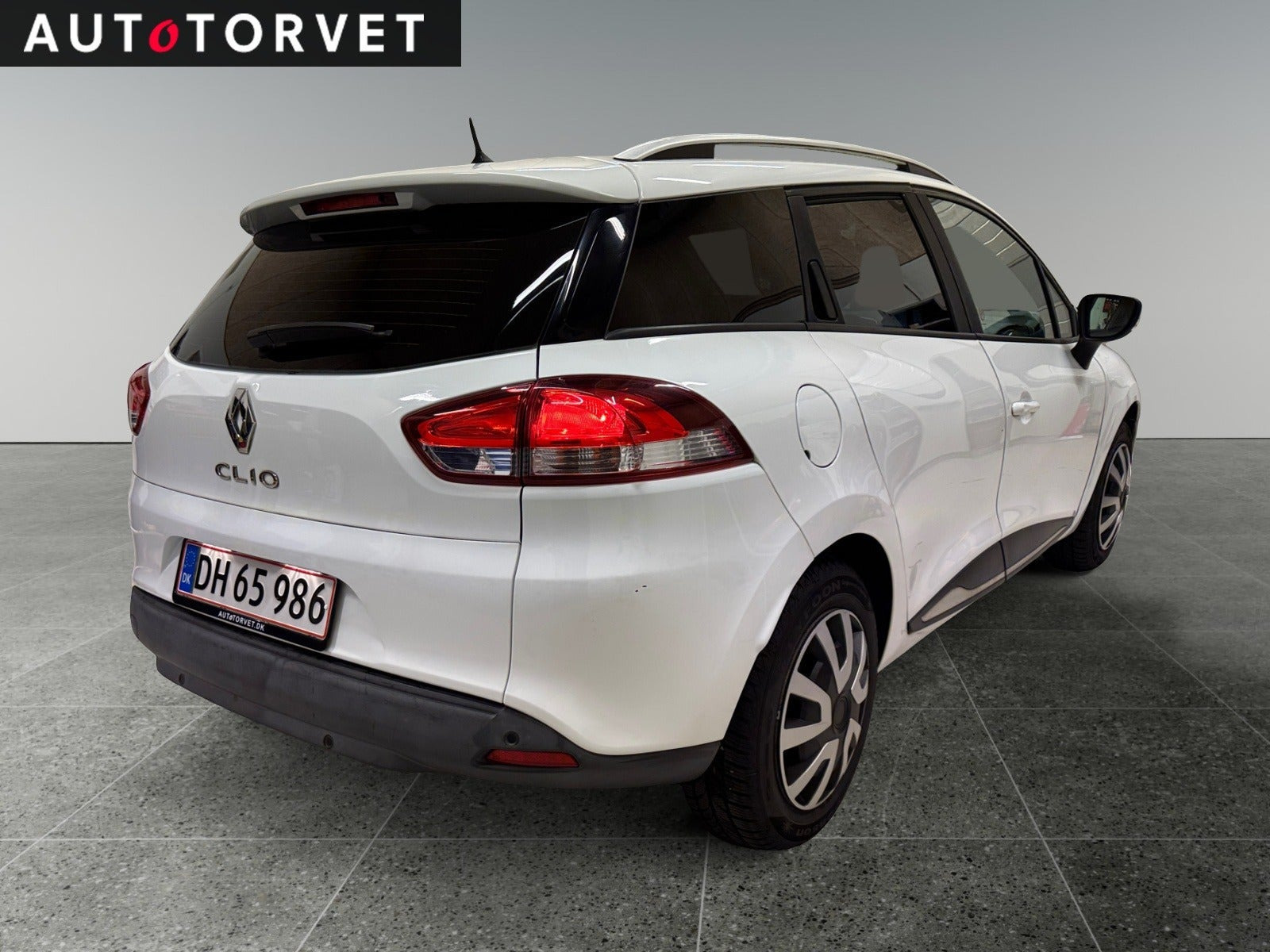 Hvid Renault Clio IV fra 2018