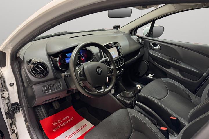 Hvid Renault Clio IV fra 2018