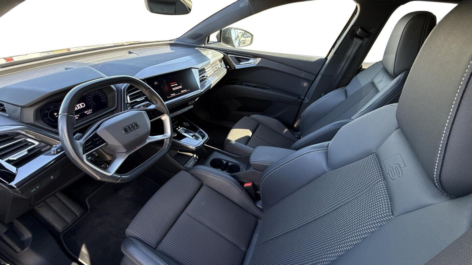 Sort Audi Q4 e-tron fra 2022