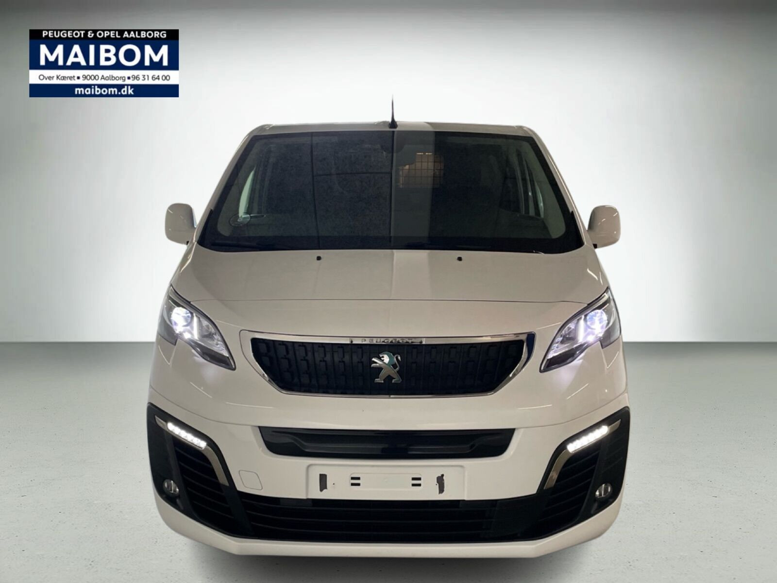 Hvid Peugeot e-Expert fra 2021