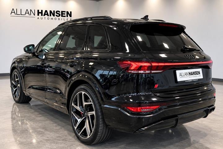 Sort Audi SQ6 e-tron fra 2025