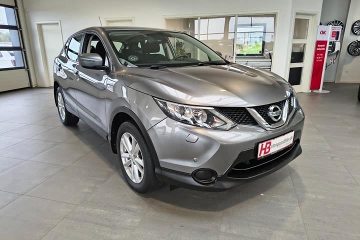 Grå Nissan Qashqai fra 2016