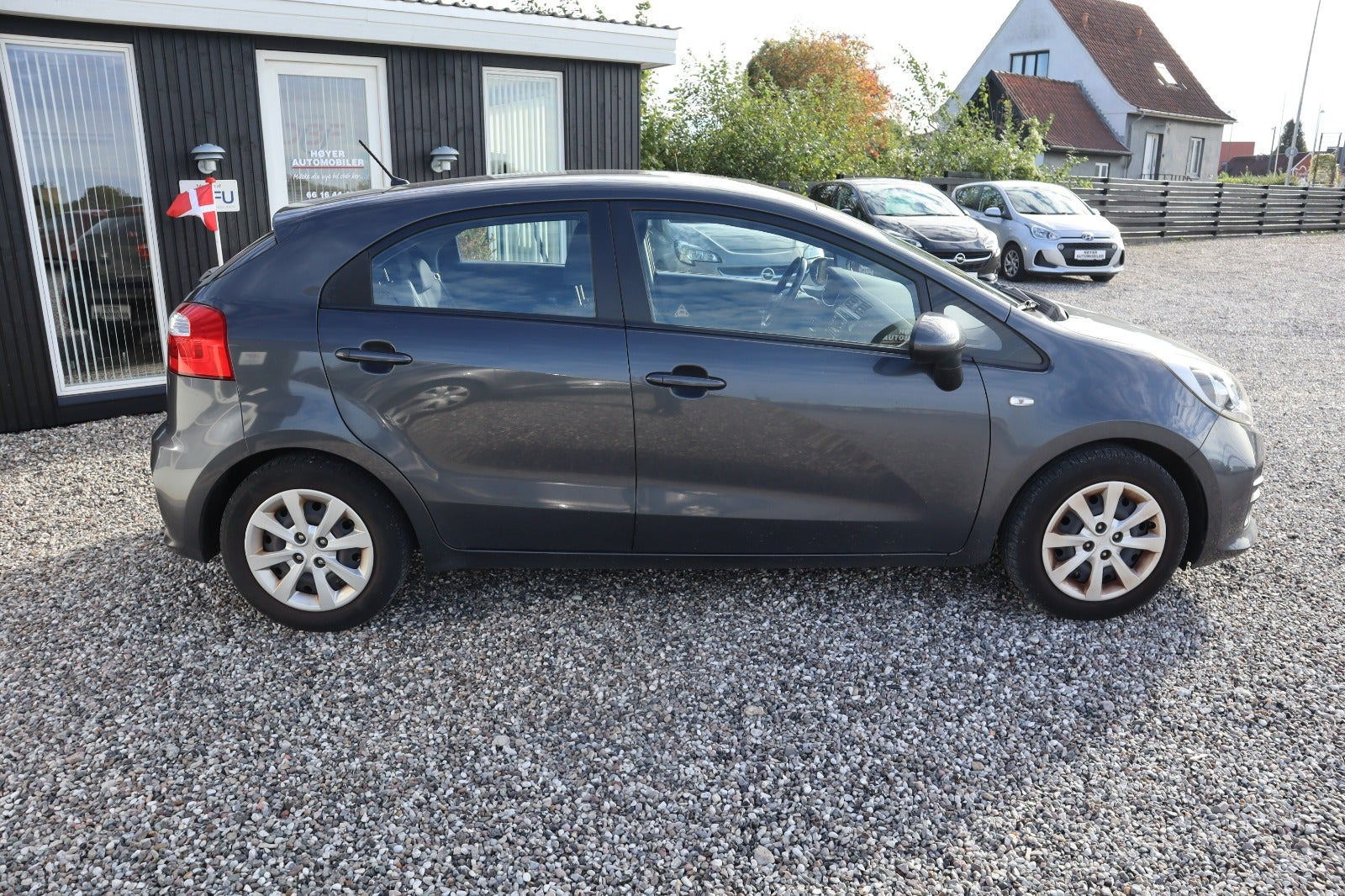 Blå Kia Rio fra 2015