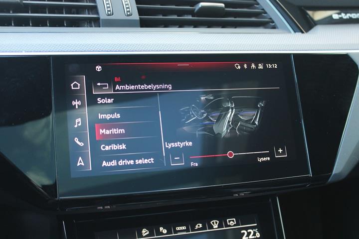 Sort Audi Q8 e-tron fra 2024