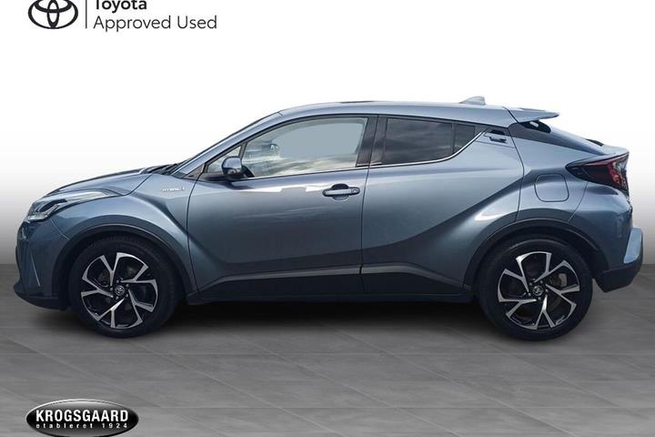 Grå Toyota C-HR fra 2021