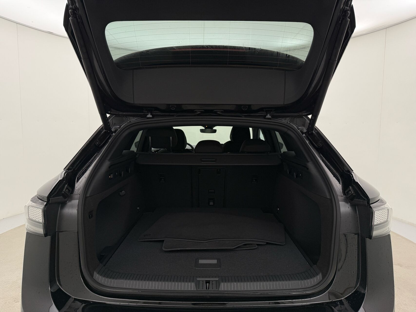 Sort VW ID.7 fra 2025