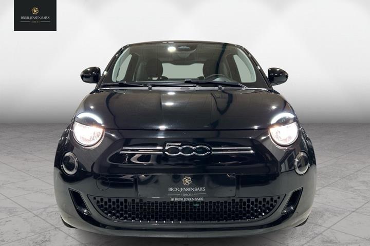 Sort Fiat 500e fra 2023