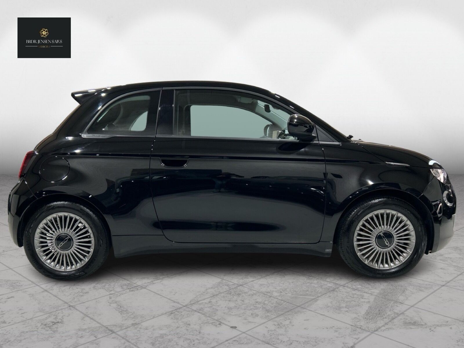 Sort Fiat 500e fra 2023