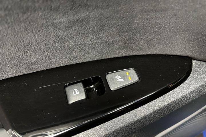 Blå Kia Sportage fra 2023