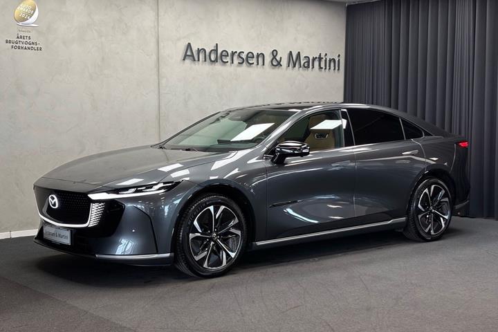 Grå Mazda 6e fra 2026