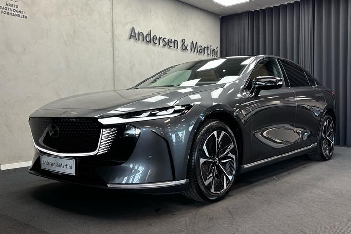 Grå Mazda 6e fra 2026