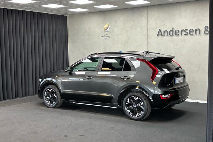 Grå Kia Niro EV fra 2025