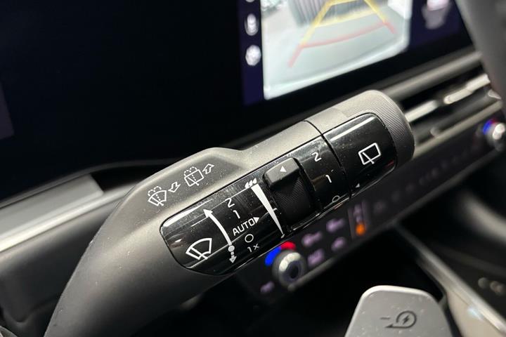 Grå Kia Niro EV fra 2025
