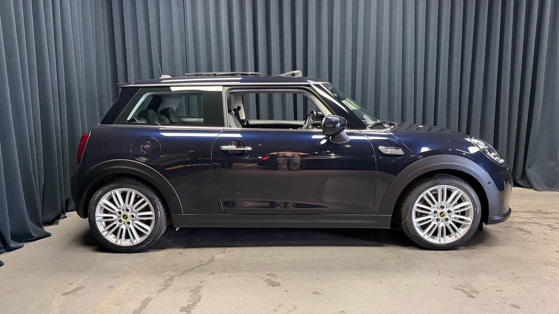 Sort Mini Cooper fra 2023