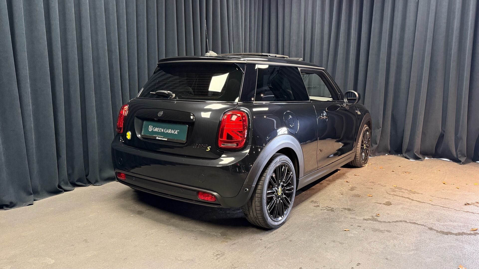 Sort Mini Cooper fra 2023